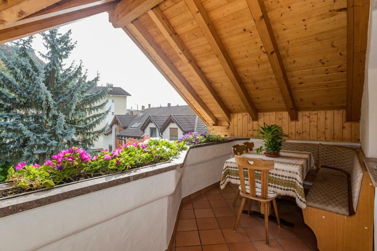 Villa Sissi Laives Exteriör bild